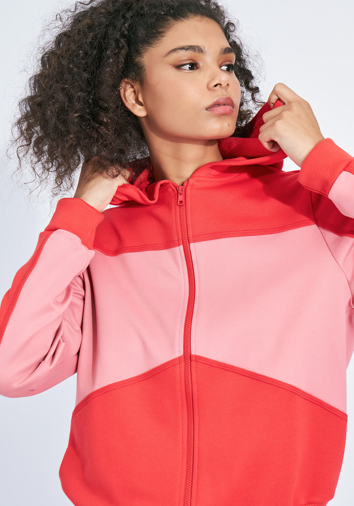 nike mini swoosh oversized cropped red zip through moletom com capuz